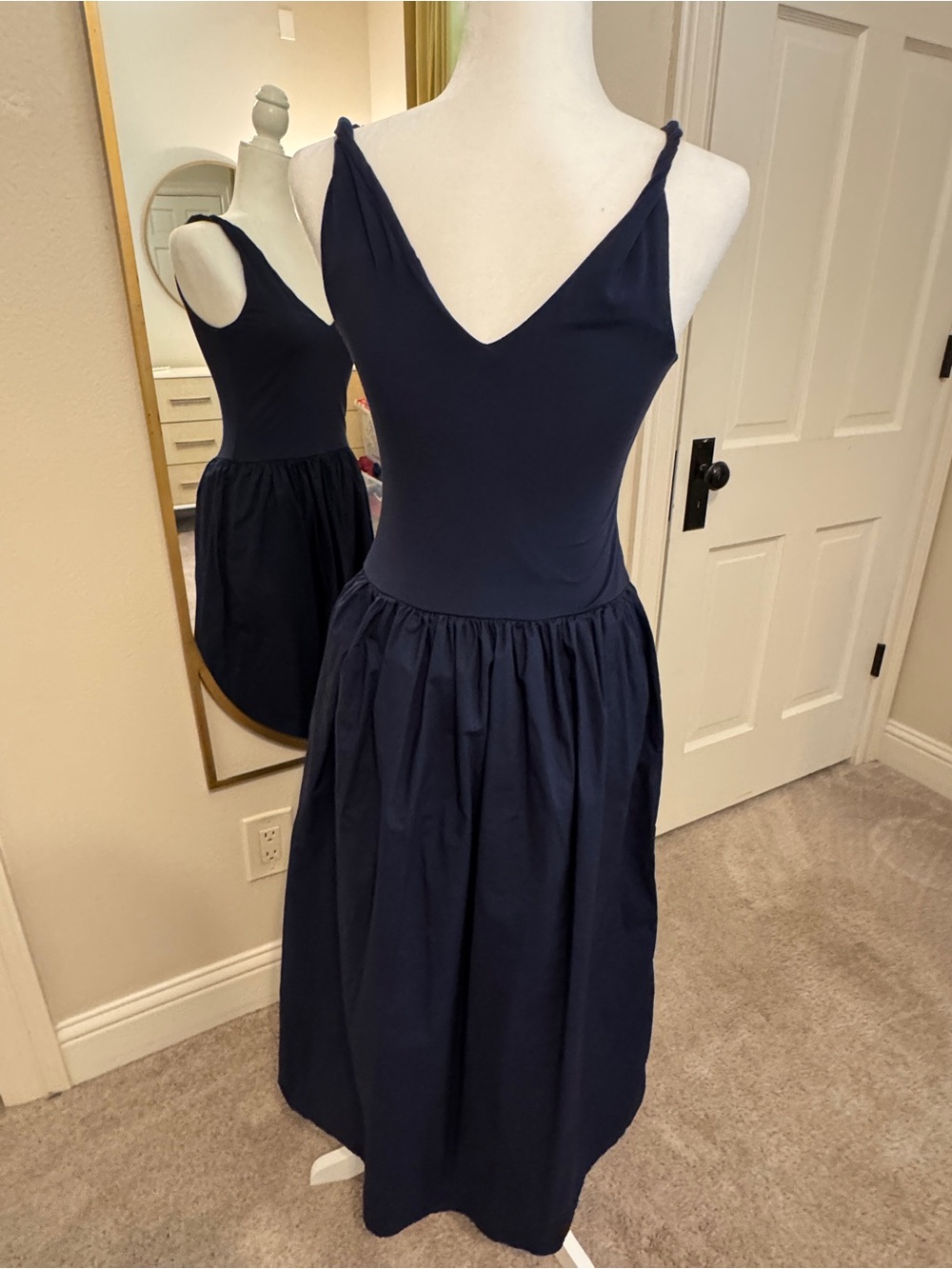 Rails Navy Sleeveless V-Neck Gathered Midi Dress - Picture 7 of 10
